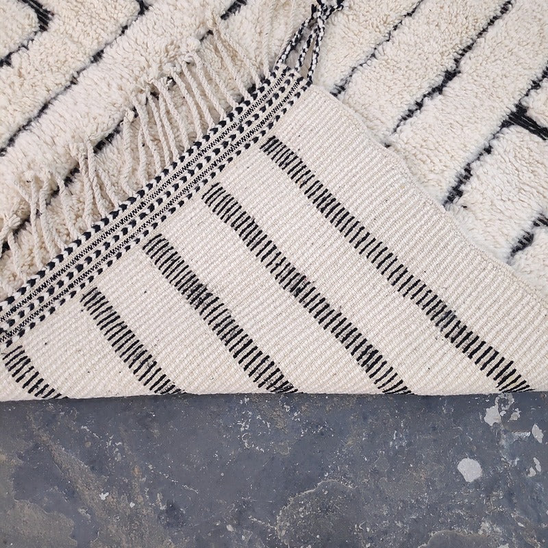 Vintage, Handmade, Berber, Bani ourin, Tapis 214×295 cm