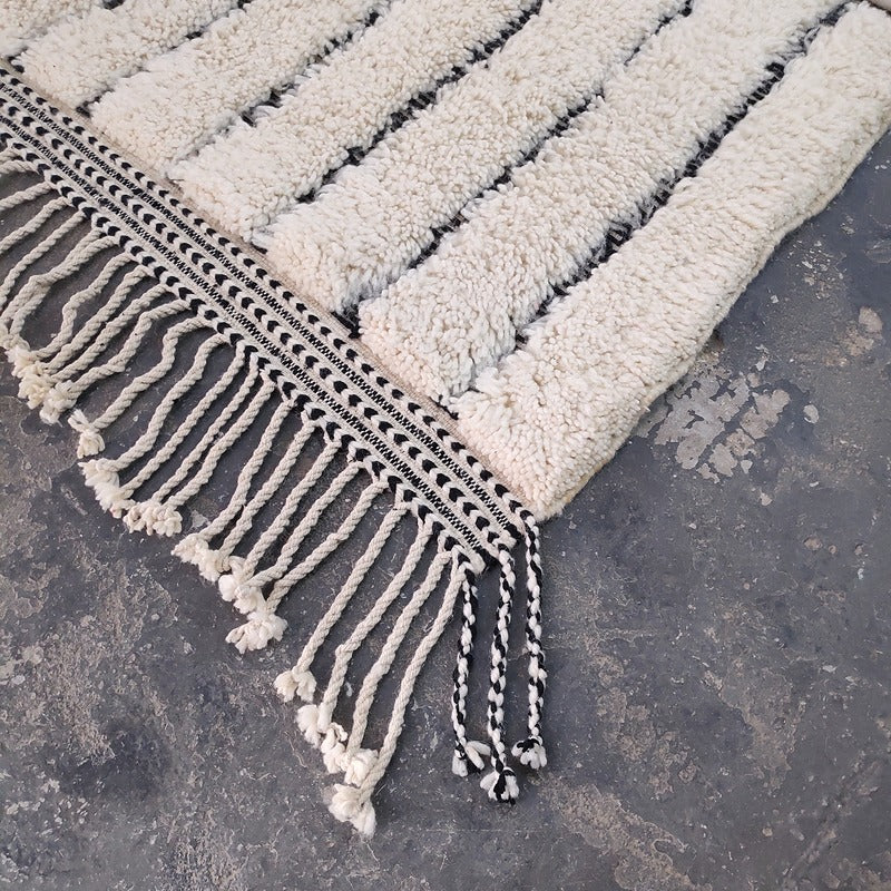 Vintage, Handmade, Berber, Bani ourin, Tapis 214×295 cm